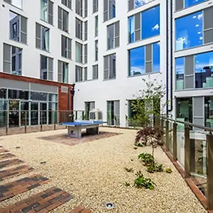 Apartment Liv Dublin, Dublin