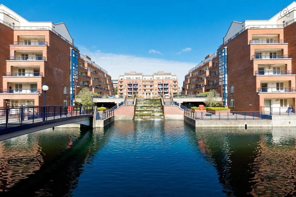 Customerhouse Dublin 1, Balcony View Apartment
